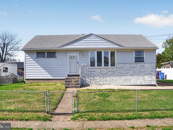 505 Monroe St, Riverside, NJ 08075