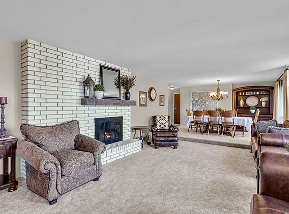 5th image of 1167 S Dentwood Dr