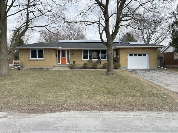 275 Leamon St, Norfolk County, ON N0E 1Y0