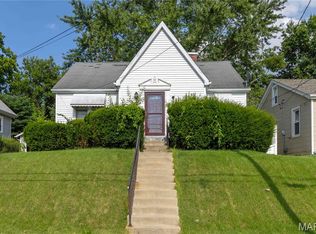 920 S 6th St, Belleville, IL