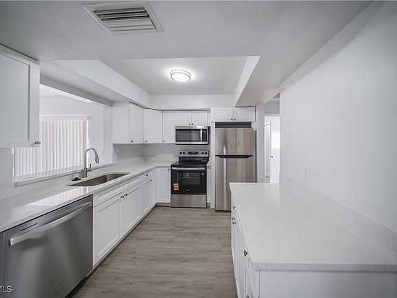4th image of 1813 Bolado Pkwy