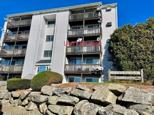 11 Gibbs St Unit F85, Worcester, MA 01607