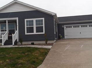 1500 E Linden Dr #109, Mount Pleasant, IA