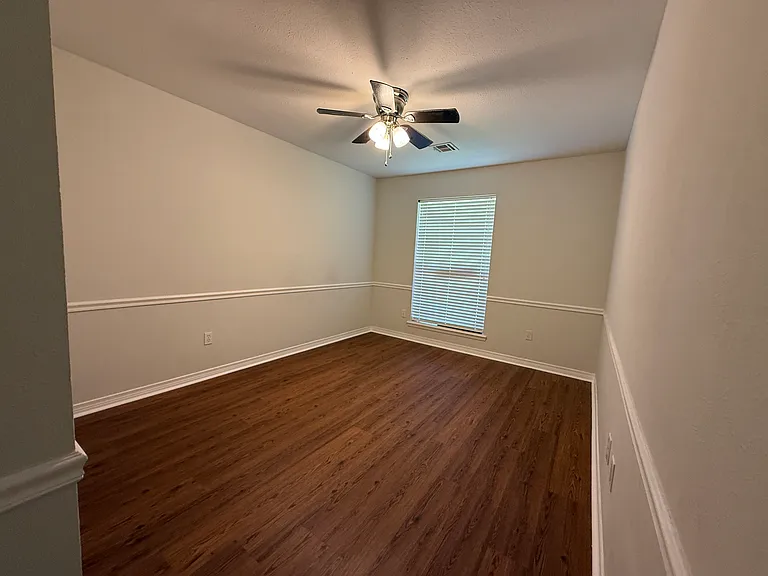 7801 Millicent Way — Photo 25