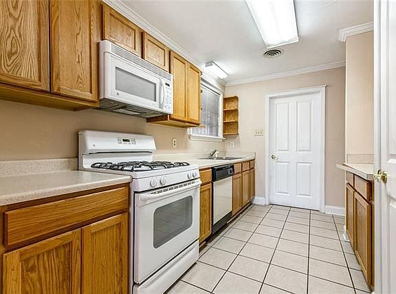 5th image of 6254 Brighton Pl
