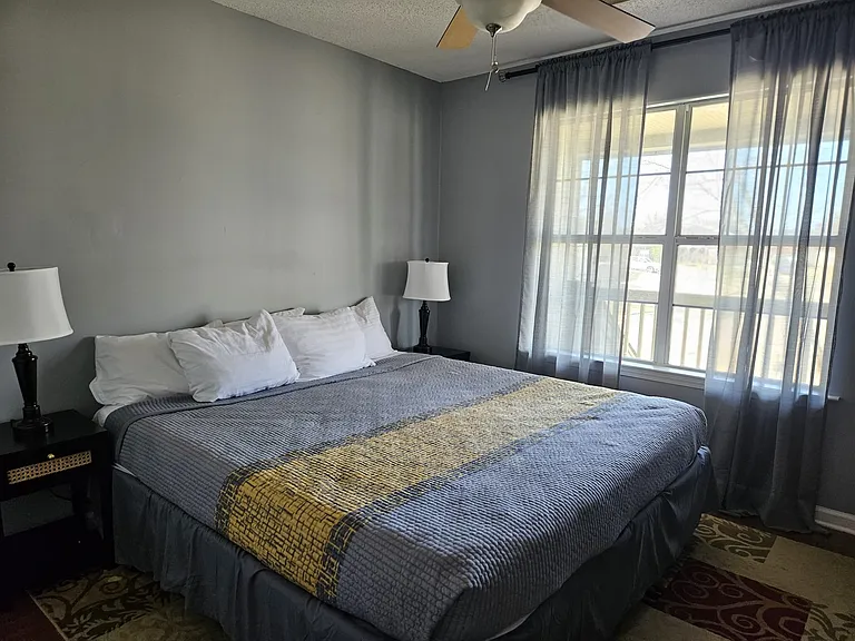 9933 Alexanders Ridge Dr — Photo 35