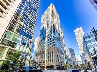 2 E Erie St APT 2802, Chicago, IL 60611