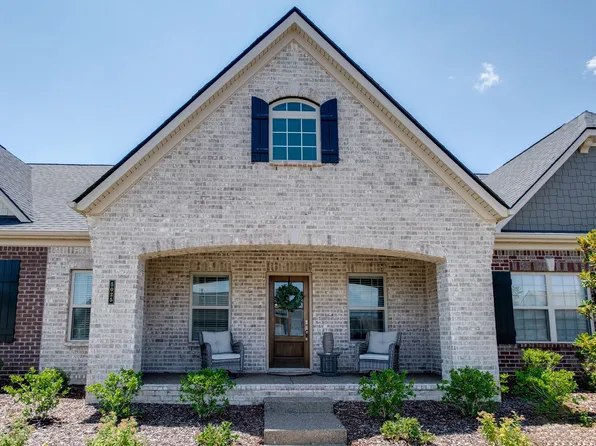 5025 Flatwater St, Franklin, TN 37064