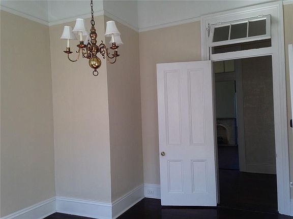 5th image of 1615 Peniston St