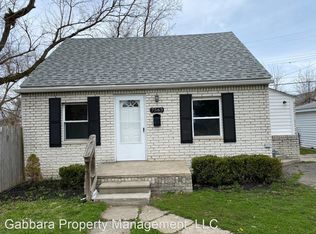 7563 Prospect Ave, Warren, MI 48091