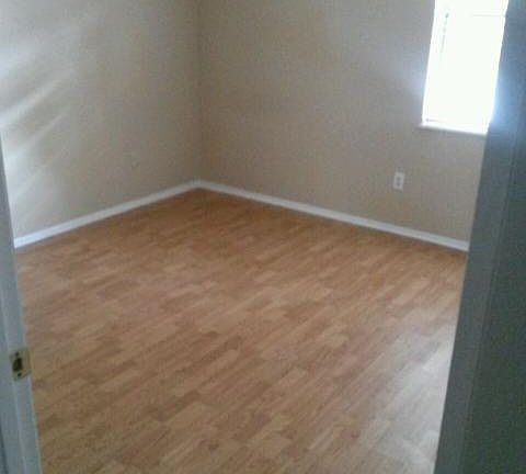 5th image of 226 SW Moselle Avenue