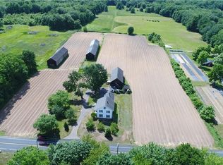 137 East St S, Suffield, CT 06078