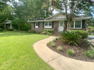 215 Birch Ln, Summerville, SC 29485