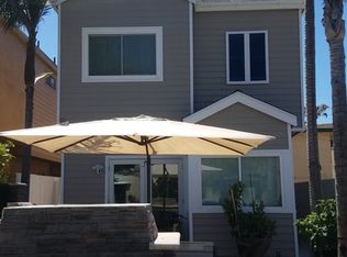 422 7th St, Huntington Beach, CA 92648