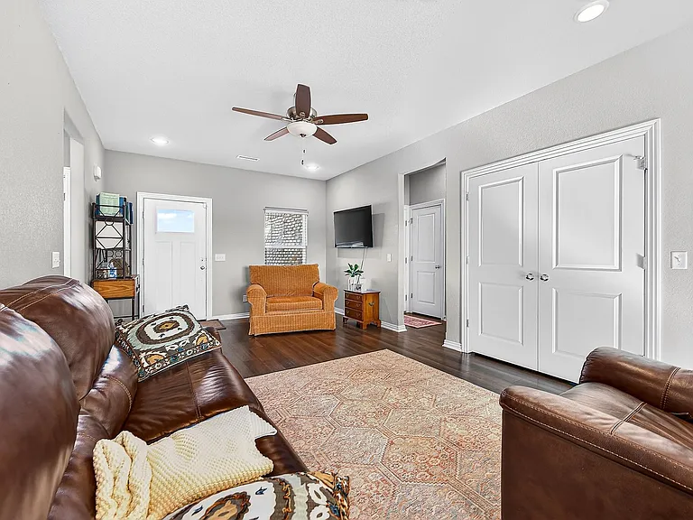 1220 Moonrise St — Photo 19