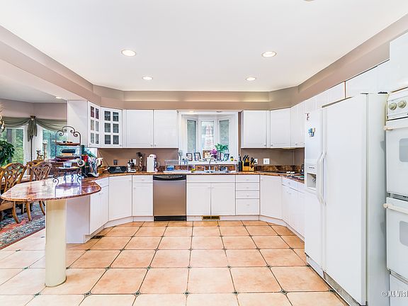 5th image of 6508 N Kenneth Ave