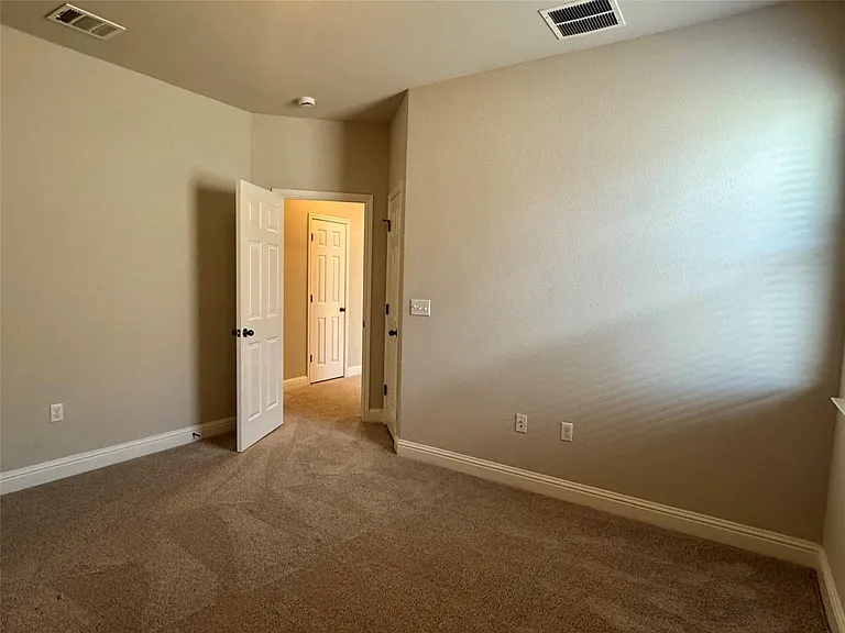 12524 Ondara Dr — Photo 30