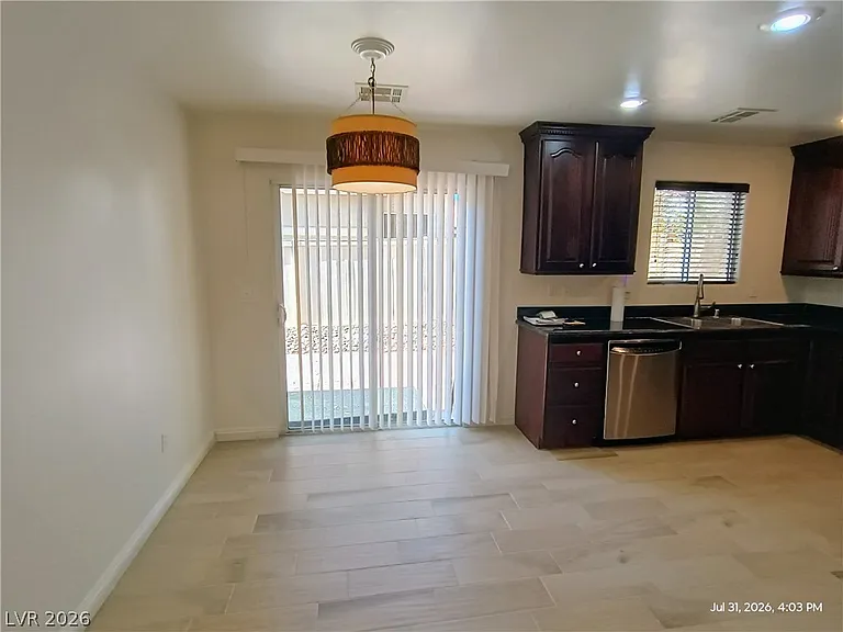 5846 Abbey Rose Ct — Photo 5