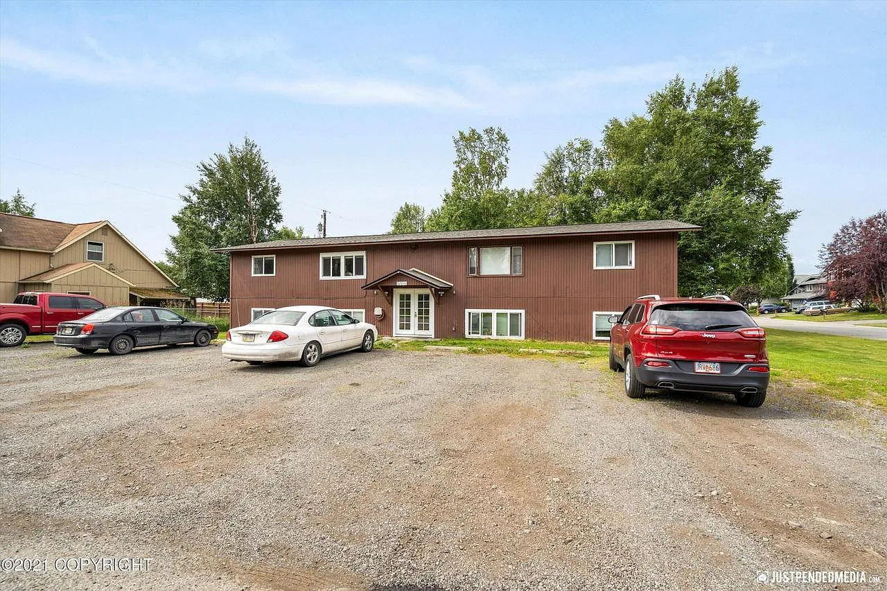 12250 Ellen Ave — Photo 1