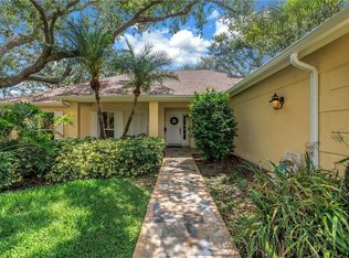 8127 Siquita Dr NE, Saint Petersburg, FL 33702