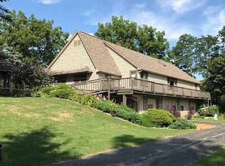 17 Timbercreek Dr, Yorkville, IL 60560