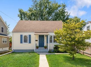 21 Van Buskirk Ave, Stamford, CT 06902