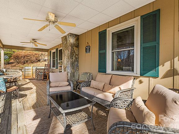 3rd image of 65 Roys Ln