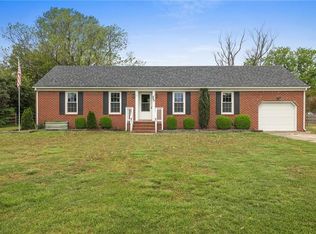 250 Puddin Ridge Rd, Moyock, NC 27958