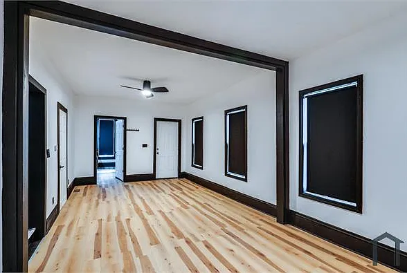 4 bed, 1500 sqft, $1,900 — Photo 2