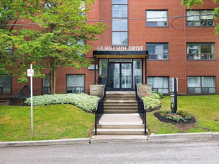 68 Hillside Dr #104 — Photo 2