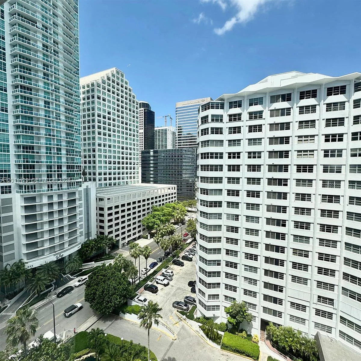 Building Photo - 999 Brickell Bay Dr #1506