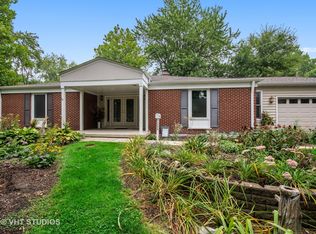 1228 Suffolk St, Naperville, IL 60563
