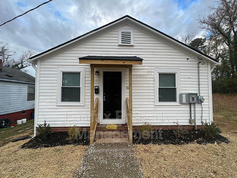 1st image of 215 Temple Ave