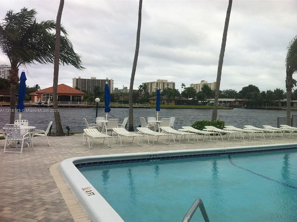 1st image of 6475 Bay Club Dr APT 3
