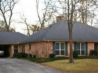 101 Mosswood Cir, Lafayette, LA 70503