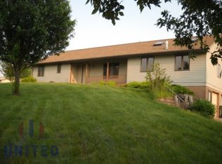 26604 Birch St, Hinton, IA 51024