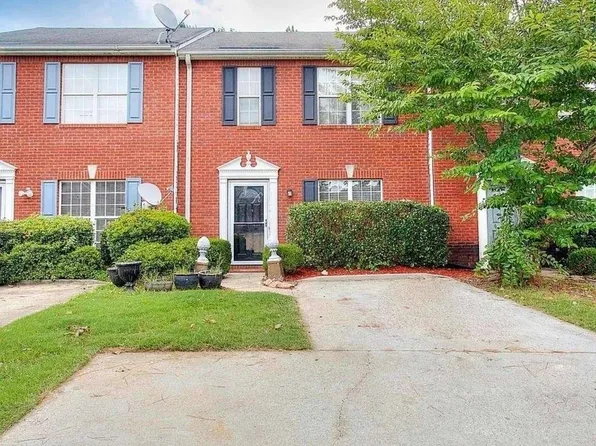 2289 Strathmoor Manor Dr, Lithonia, GA 30058