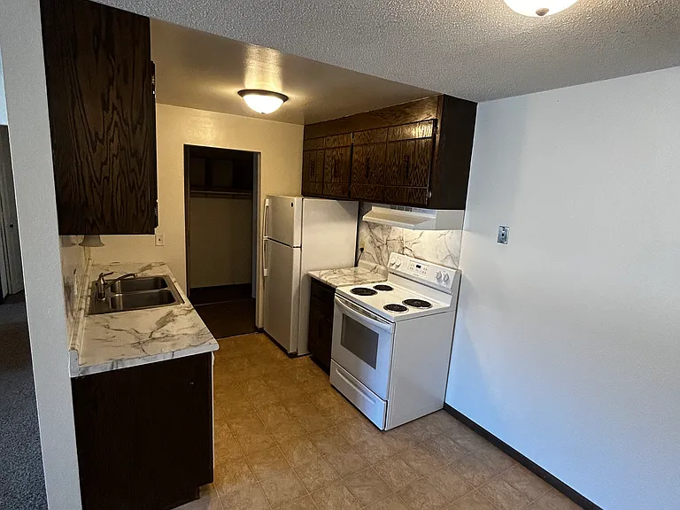 Mechanic Avenue Apartments — Photo 15
