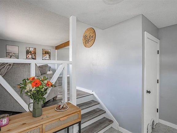 5th image of 5407 Locust Ave