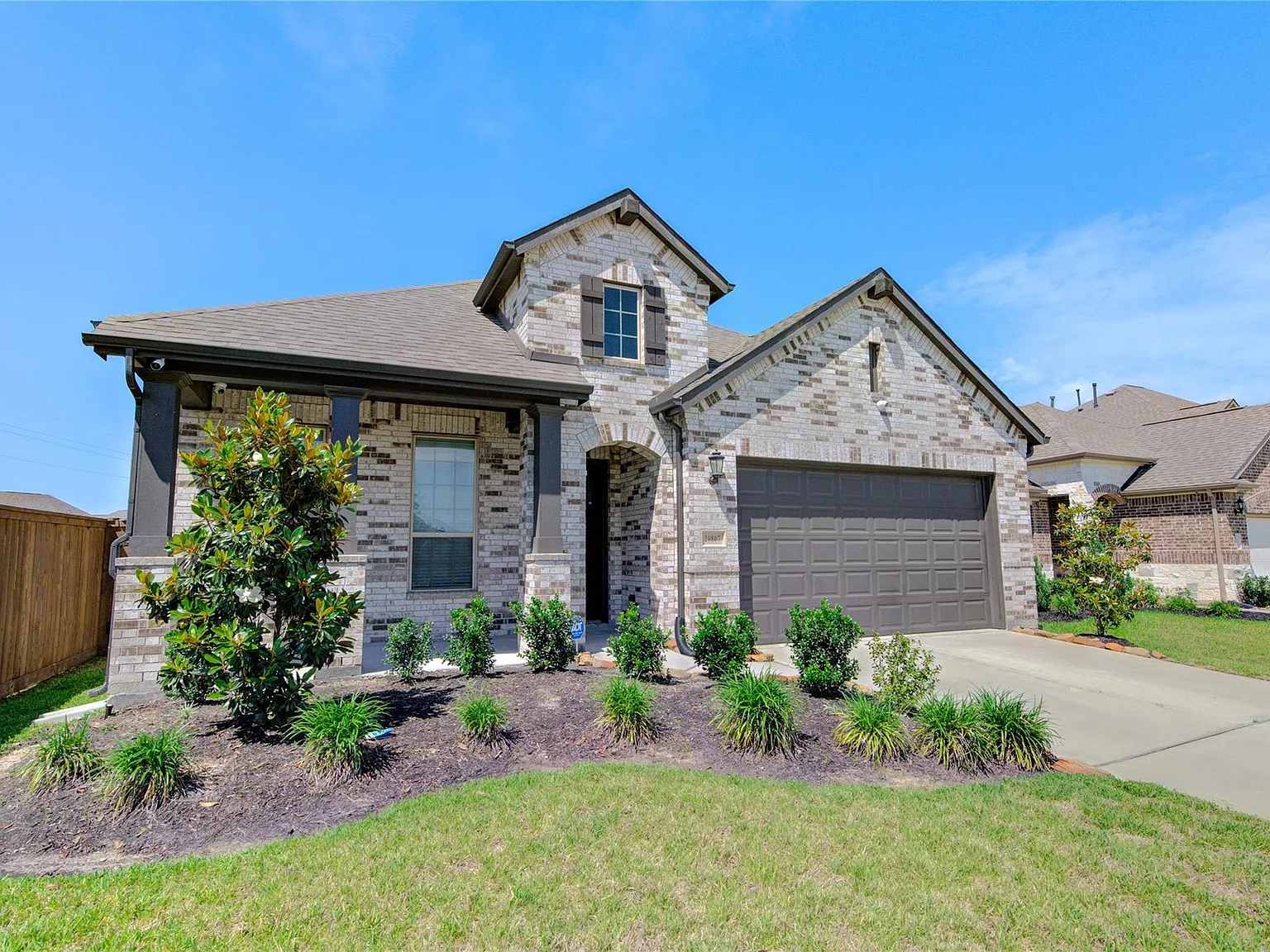 4 bed, 3.0 bath, 2047 sqft, $2,895 — Photo 4