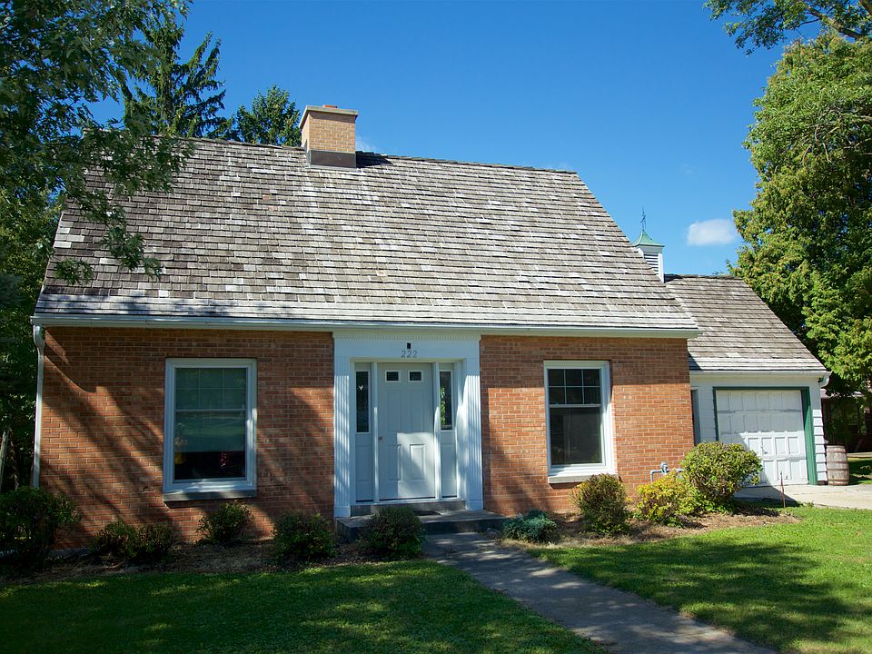 1st image of 222 Fairview Dr