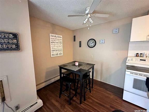 4th image of 502 5th St N #305