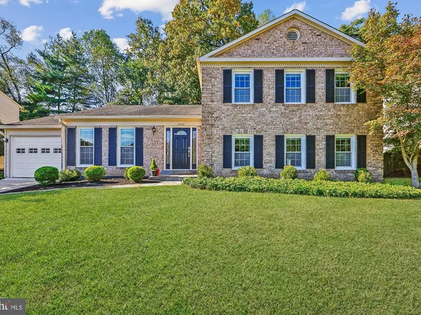 11452 Beechgrove Ln, Potomac, MD 20854
