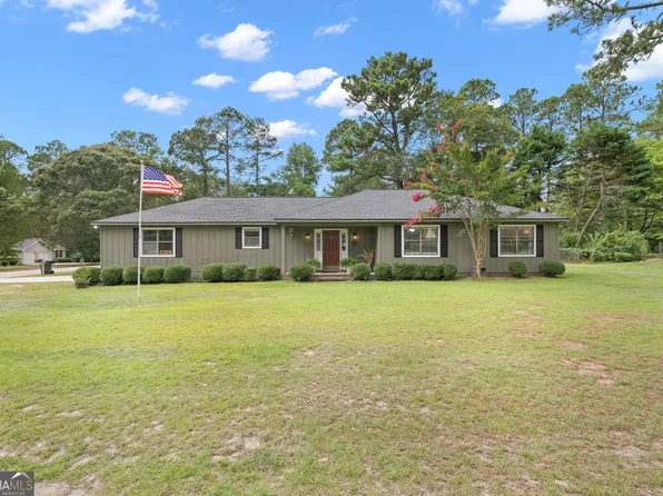 209 Lee Dr, Statesboro, GA 30461