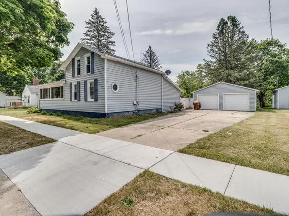 714 E Green St, Marshall, MI 49068