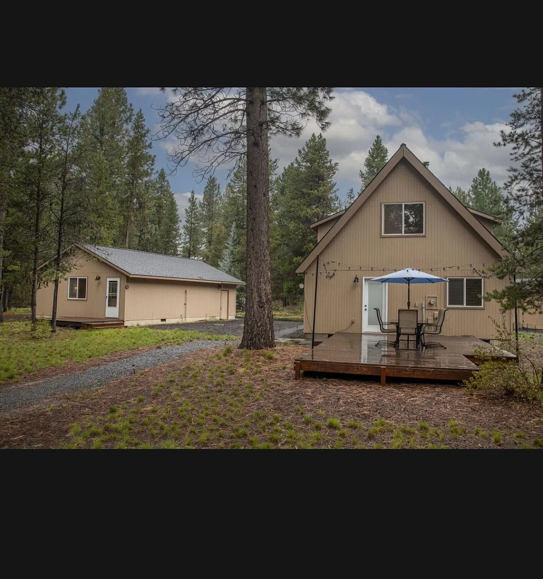 Elsinore Rd, Bend — Photo 1