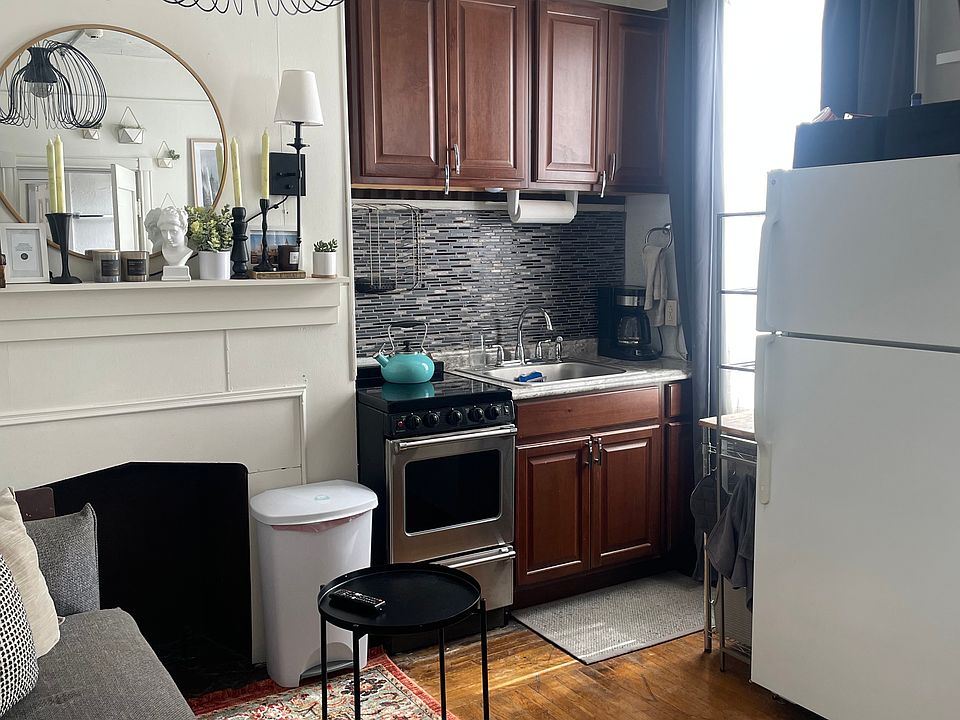 1st image of 107 Morewood Ave #2
