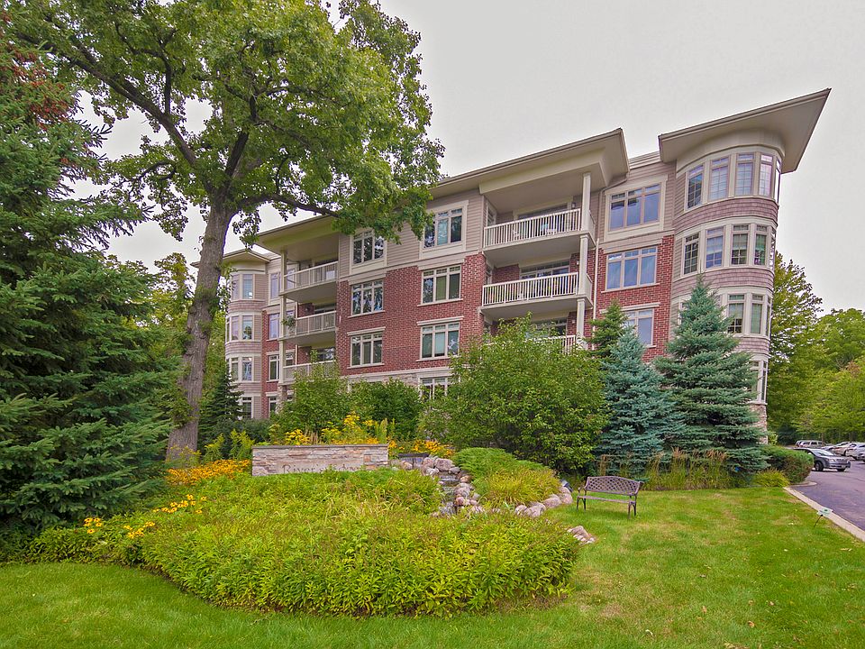 1st image of 425 Benjamin Dr APT 203