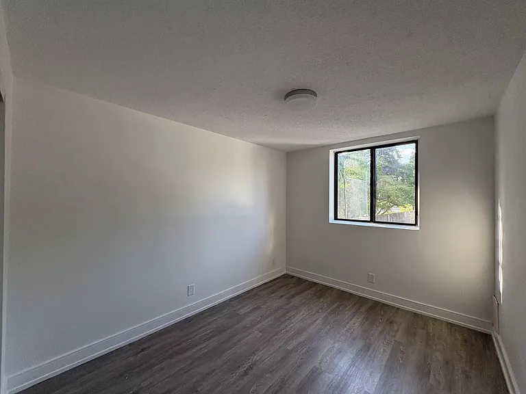 286 Chandler Dr #109 — Photo 18