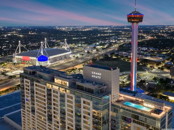 610 E Market UNIT 3304, San Antonio, TX 78205